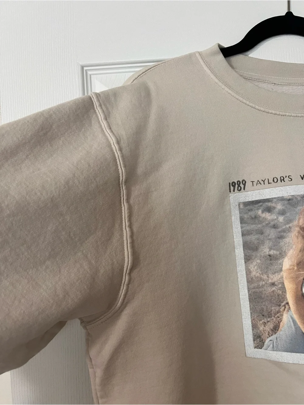 Taylor Swift 1989 Cream Sweatshirt